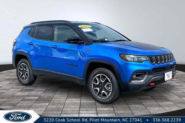 Used 2025 Jeep Compass Trailhawk