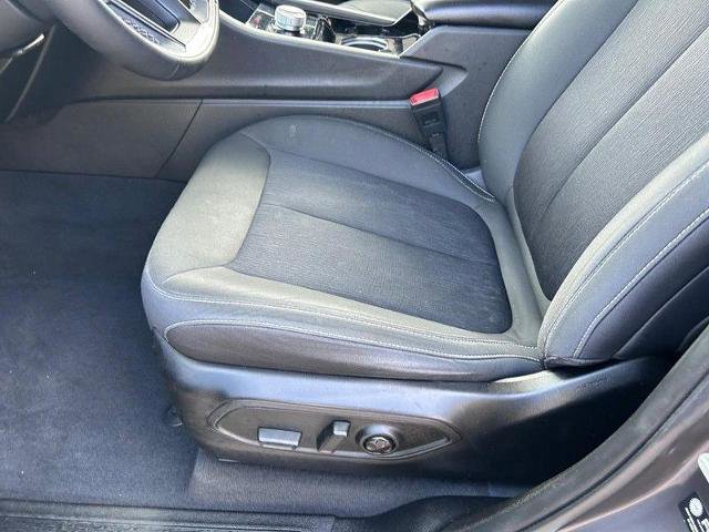 Used 2023 Jeep Grand Cherokee L Laredo image 22