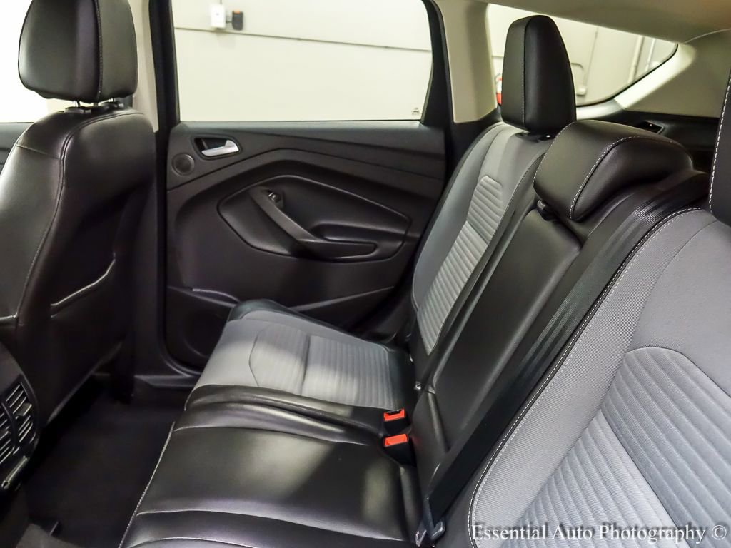 Certified 2017 Ford Escape SE w/ Equipment Group 201A image 11