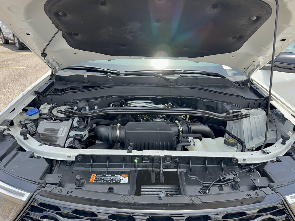 Certified 2023 Ford Explorer ST AWD/4WD image 33