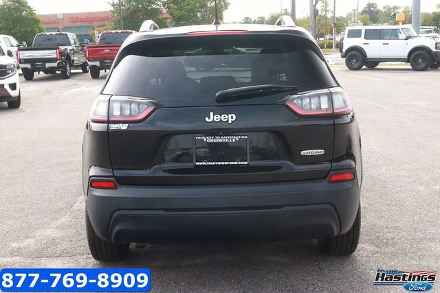 Used 2020 Jeep Cherokee Latitude image 2