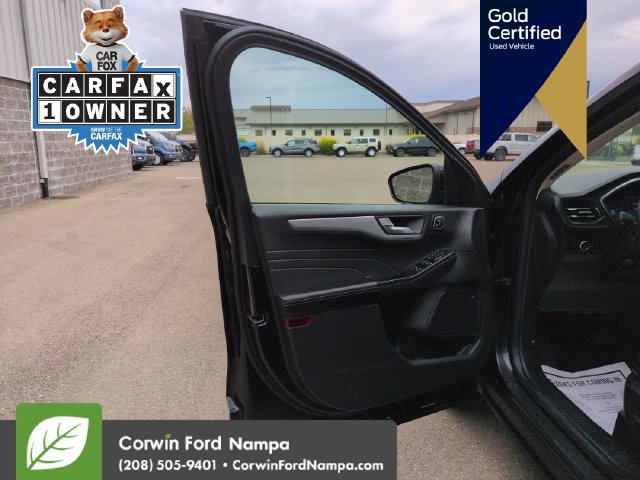 Certified 2025 Ford Escape Platinum AWD/4WD image 12