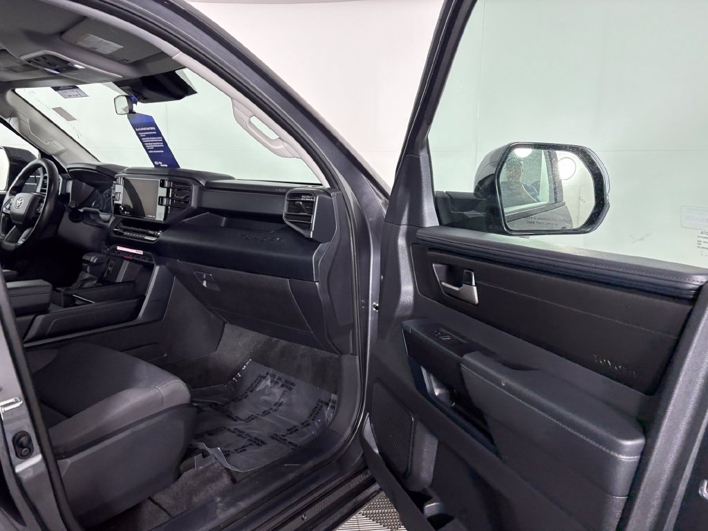 Used 2024 Toyota Tundra SR5 w/ SR5 Convenience Package AWD/4WD image 33