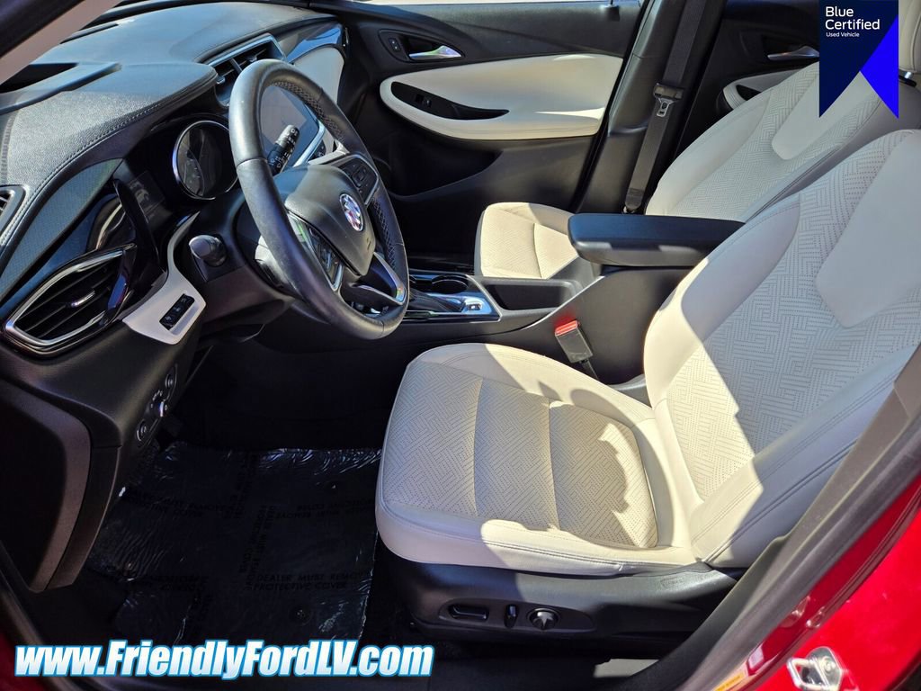 Used 2020 Buick Encore GX Essence w/ Experience Buick Package image 9