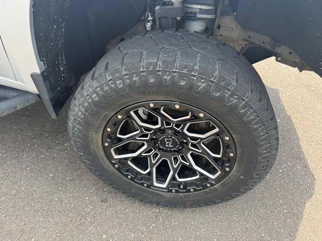 Used 2020 Chevrolet Silverado 1500 RST AWD/4WD image 12