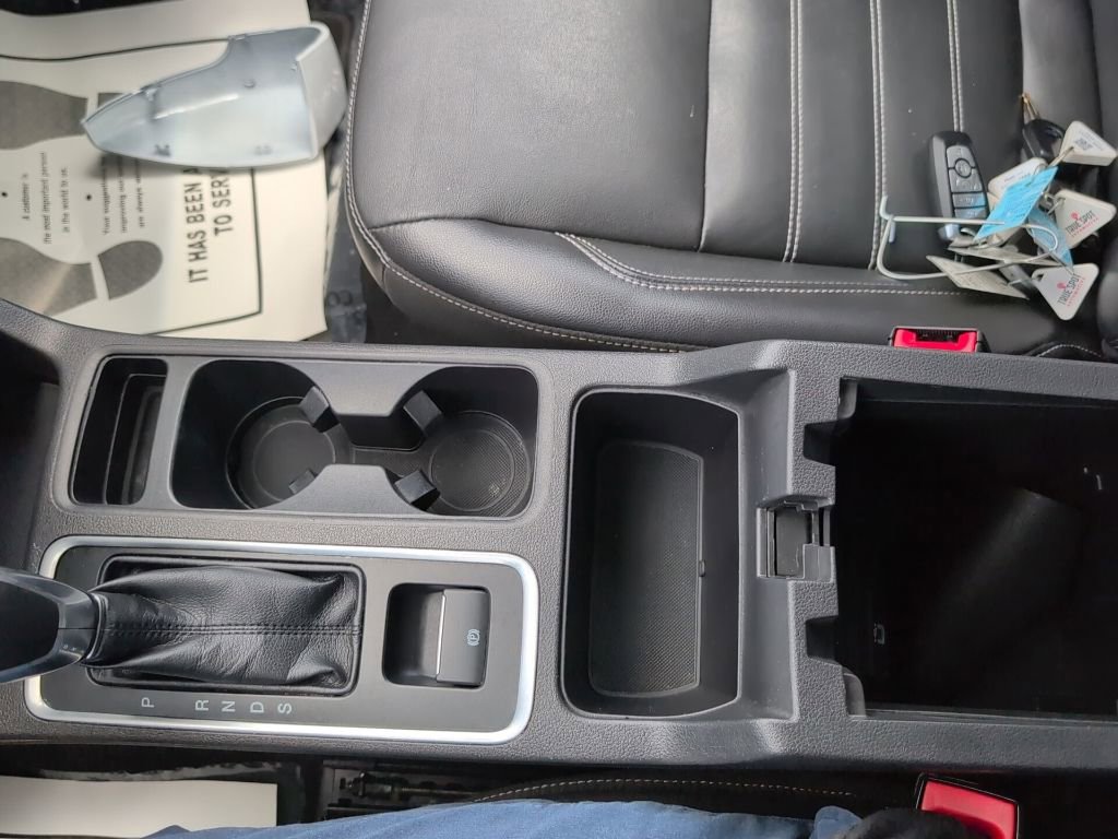 Certified 2018 Ford Escape SEL FWD image 20