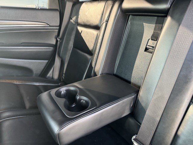 Used 2022 Jeep Grand Cherokee Limited w/ Trailer Tow Group IV image 27