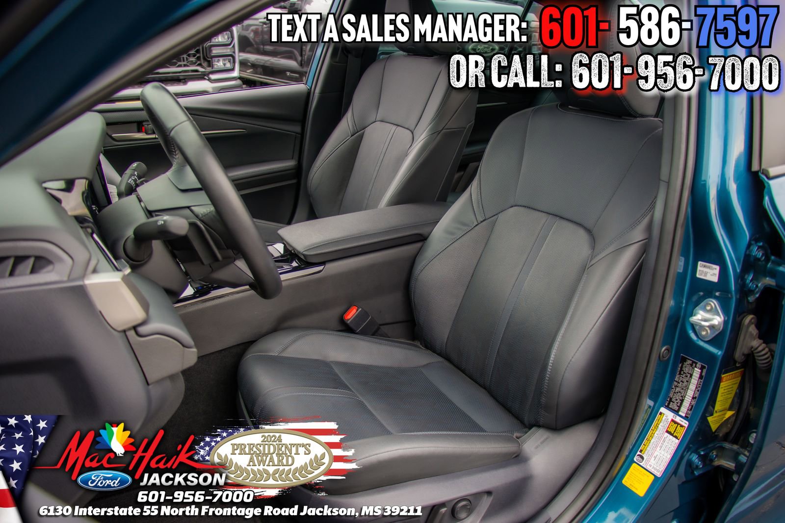 Used 2025 Toyota Camry XSE FWD image 8