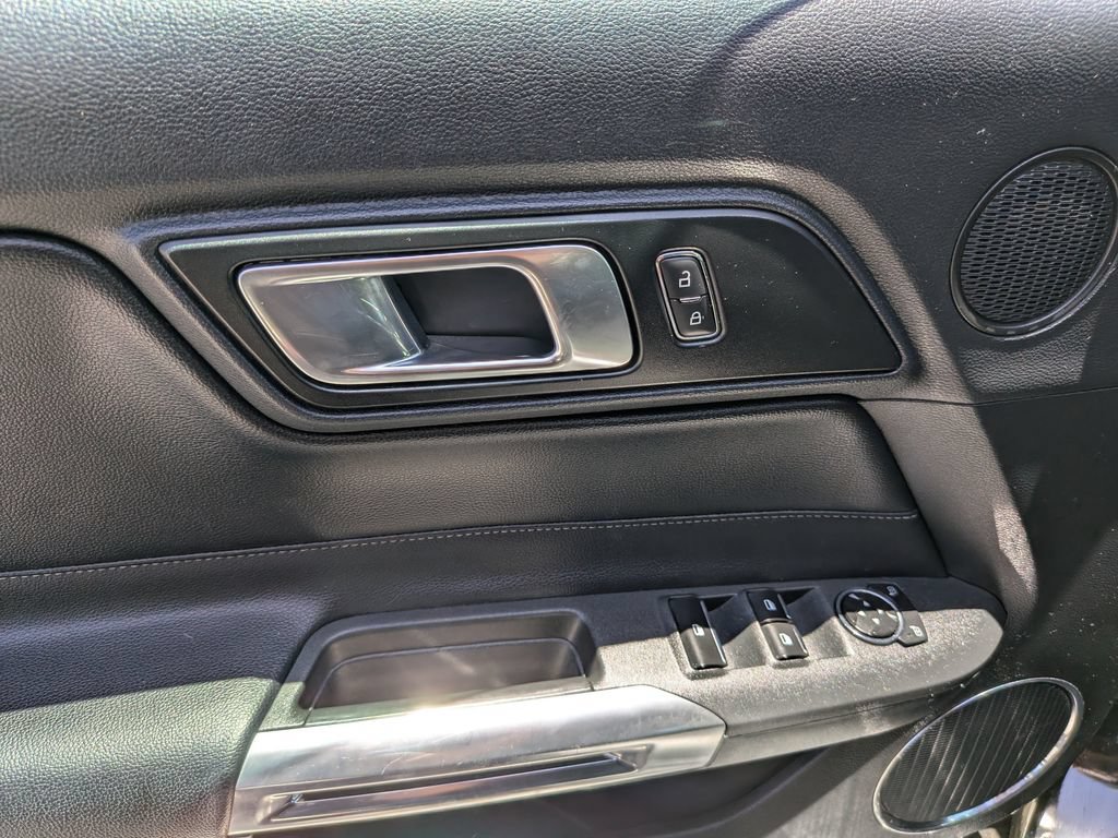 Certified 2020 Ford Mustang Premium RWD image 21