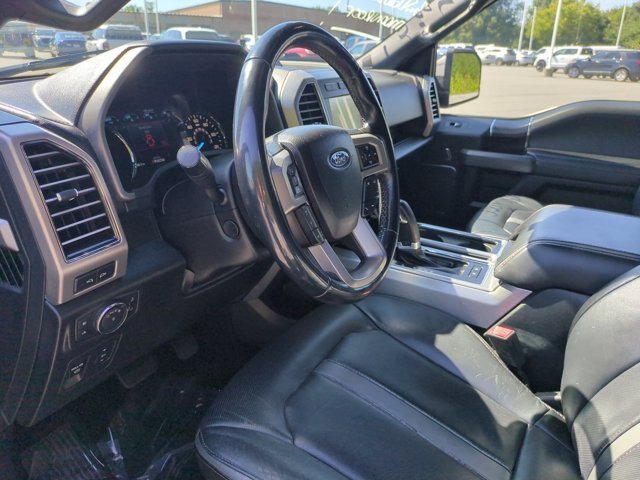 Certified 2018 Ford F150 Platinum w/ Equipment Group 701A Luxury AWD/4WD image 17
