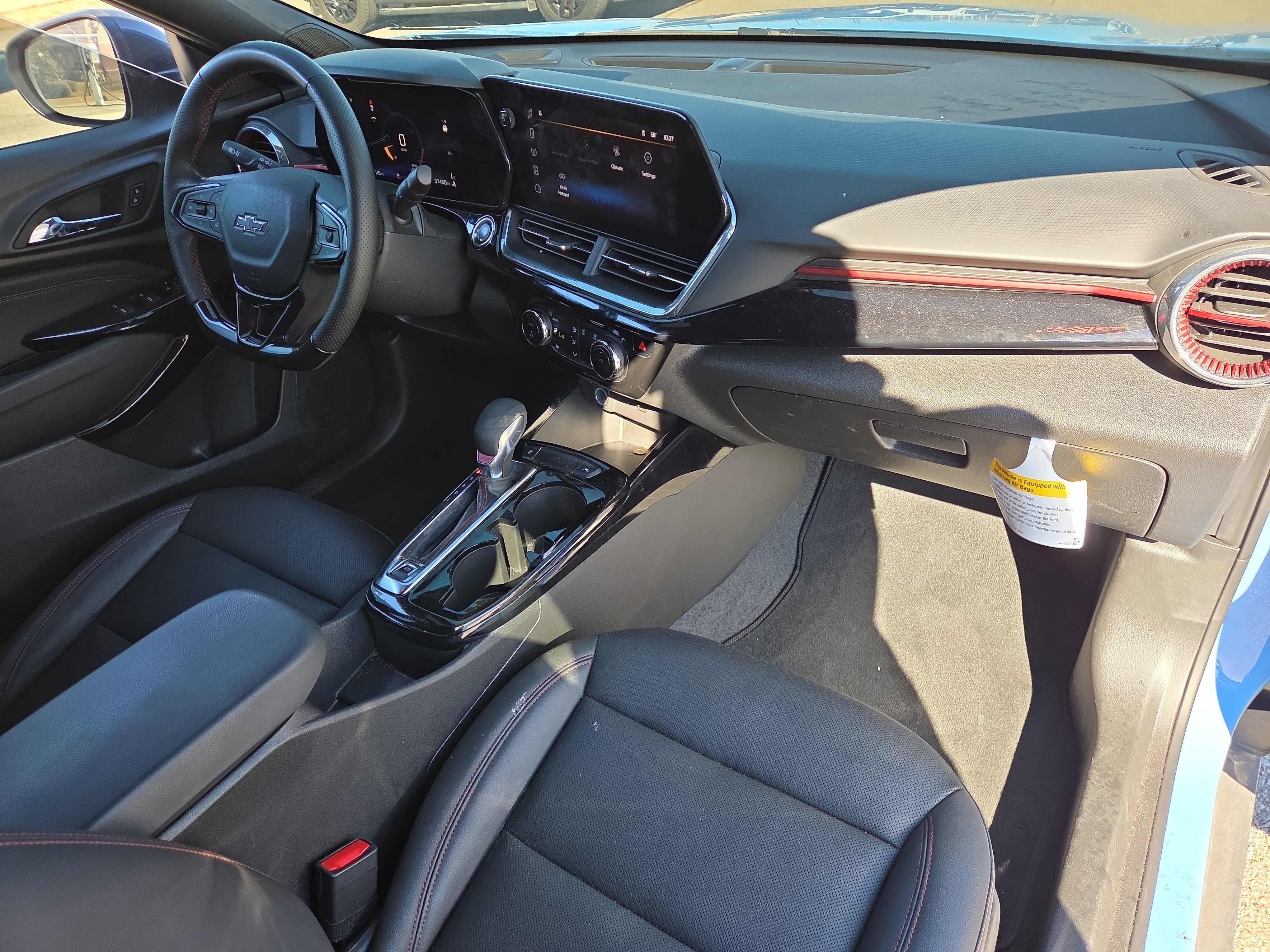 Used 2024 Chevrolet Trax RS w/ Driver Confidence Package FWD image 16