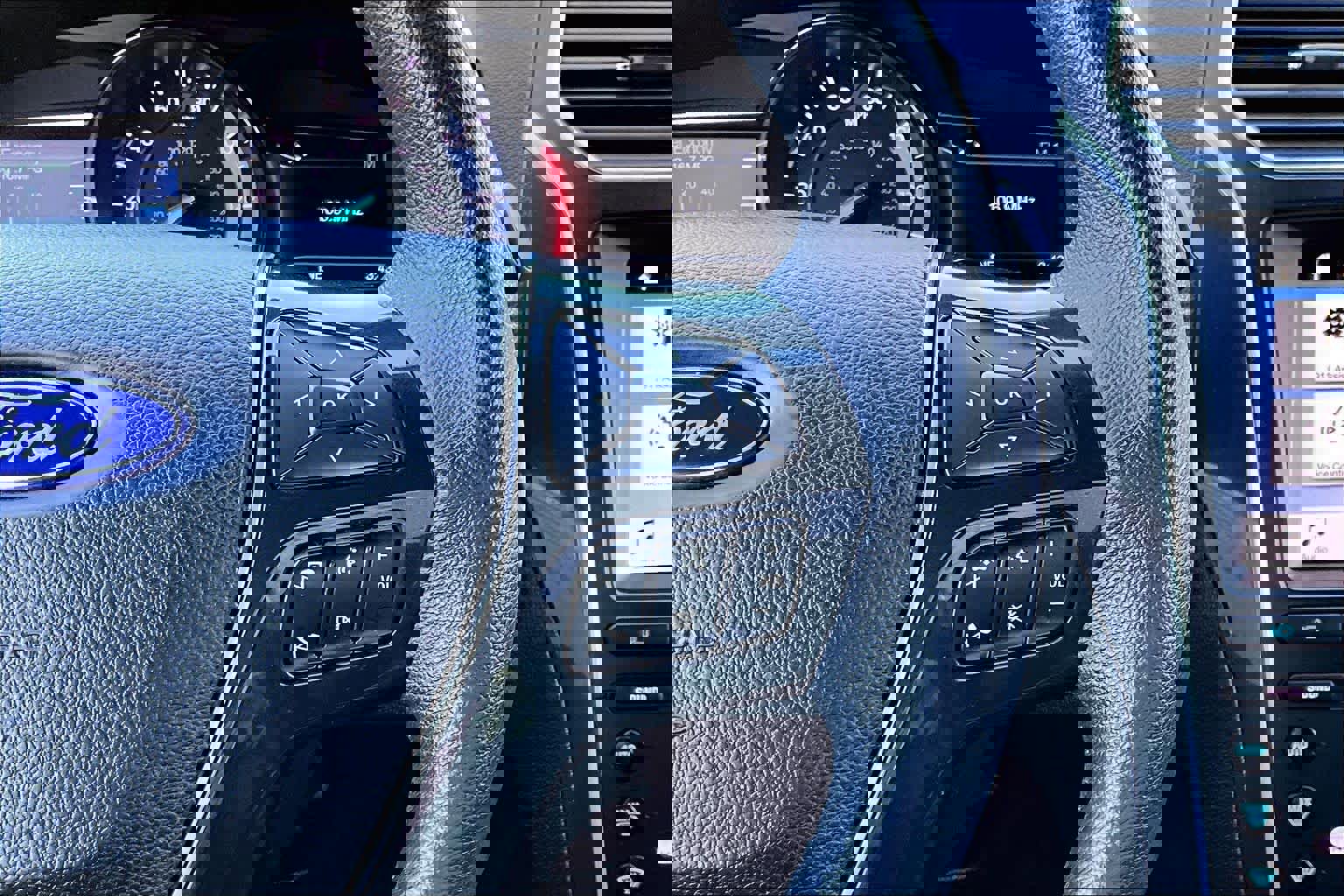 Certified 2019 Ford Explorer Limited w/ Class III Trailer Tow Package image 26