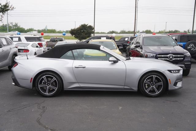 Certified 2024 Ford Mustang Premium RWD image 5