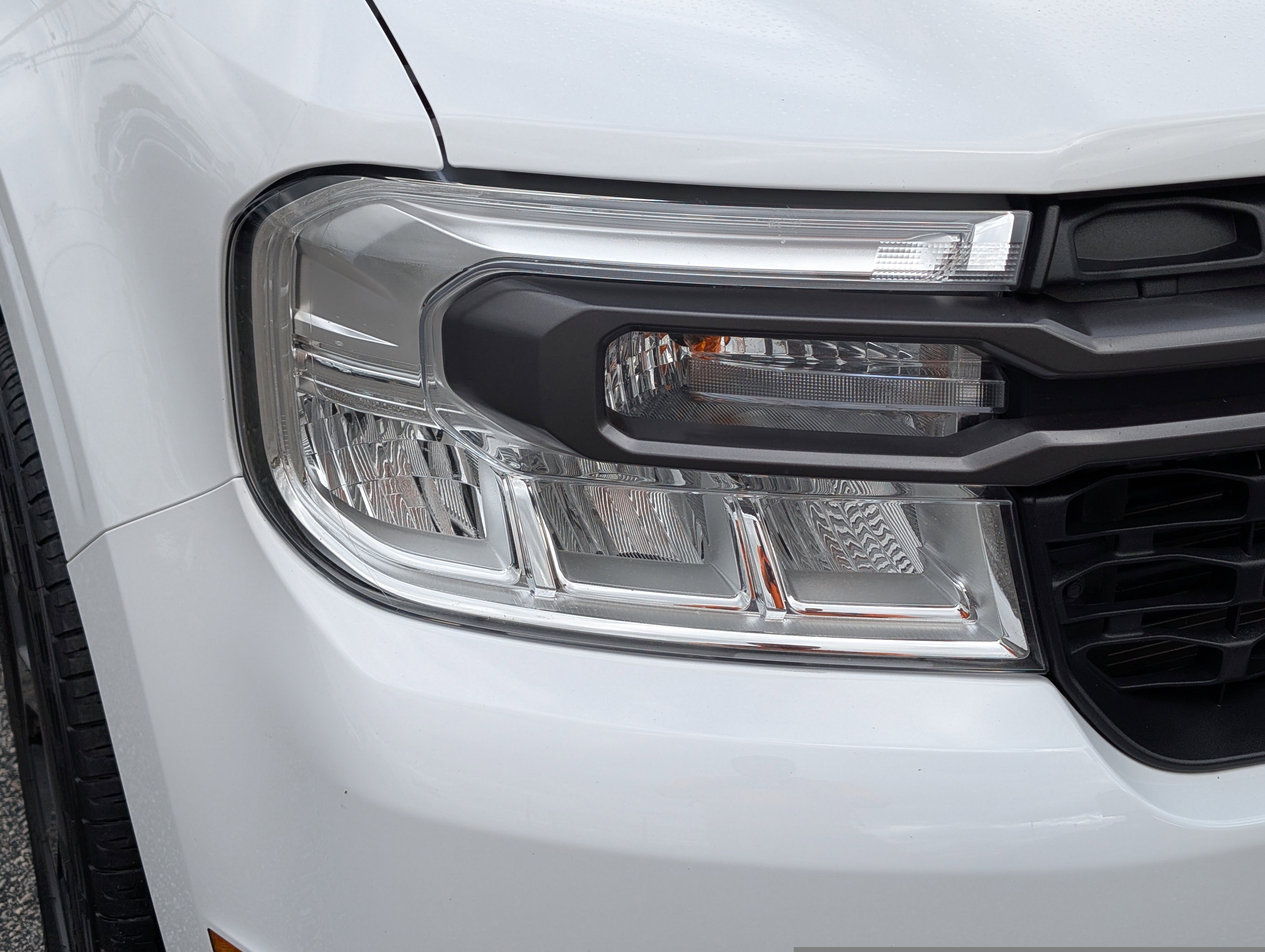 Certified 2024 Ford Maverick XLT w/ XLT Luxury Package image 5