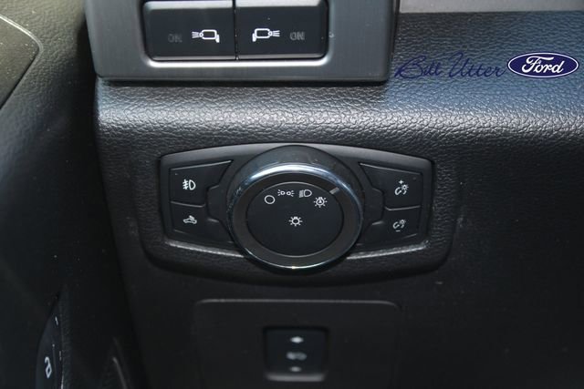 Certified 2017 Ford F150 Platinum w/ Equipment Group 701A Luxury image 21