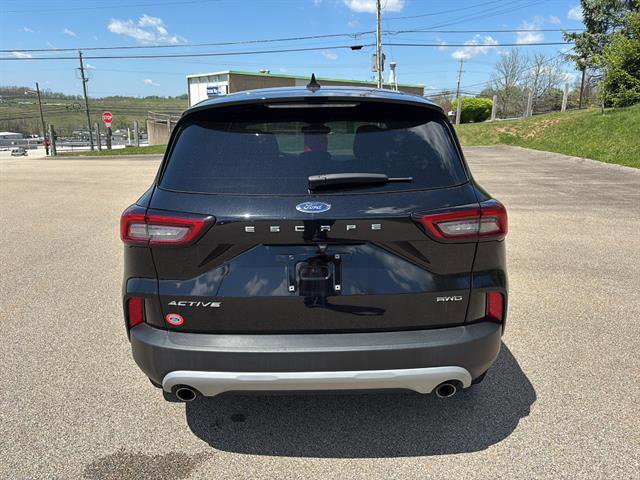 Certified 2024 Ford Escape Active AWD/4WD image 3