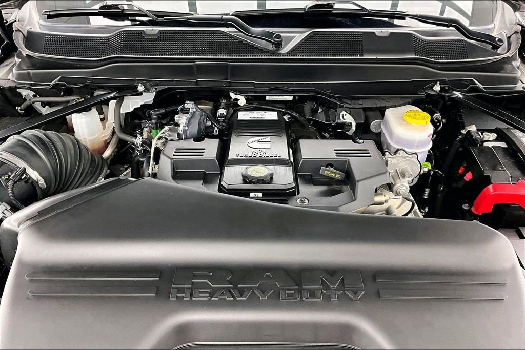 Used 2024 RAM 2500 Laramie w/ Safety Group AWD/4WD image 10