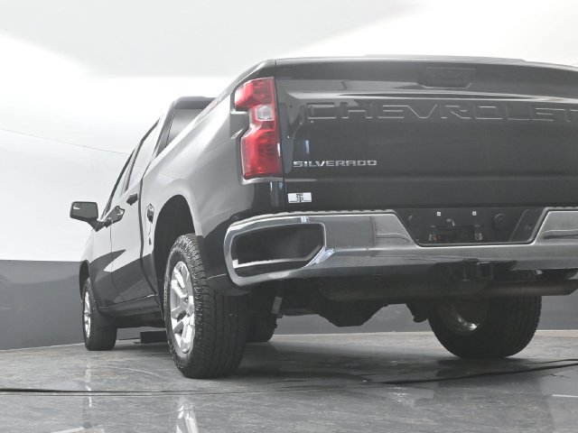 Used 2023 Chevrolet Silverado 1500 LT AWD/4WD image 21