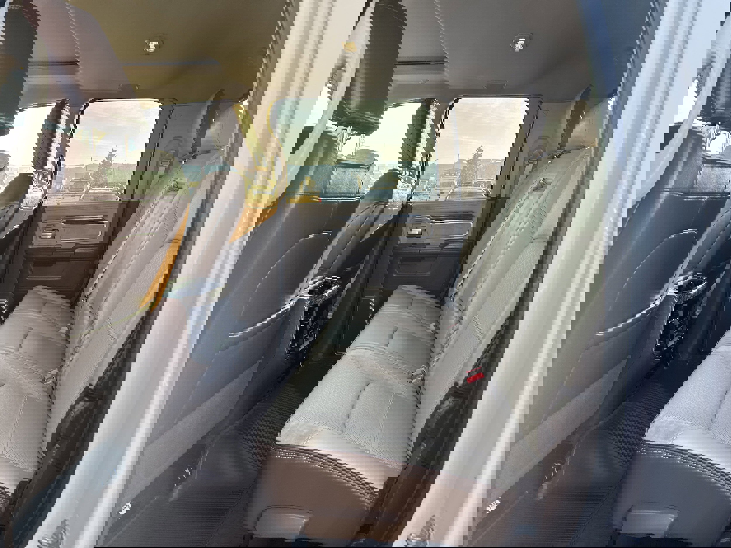 Used 2020 RAM 2500 Laramie image 8