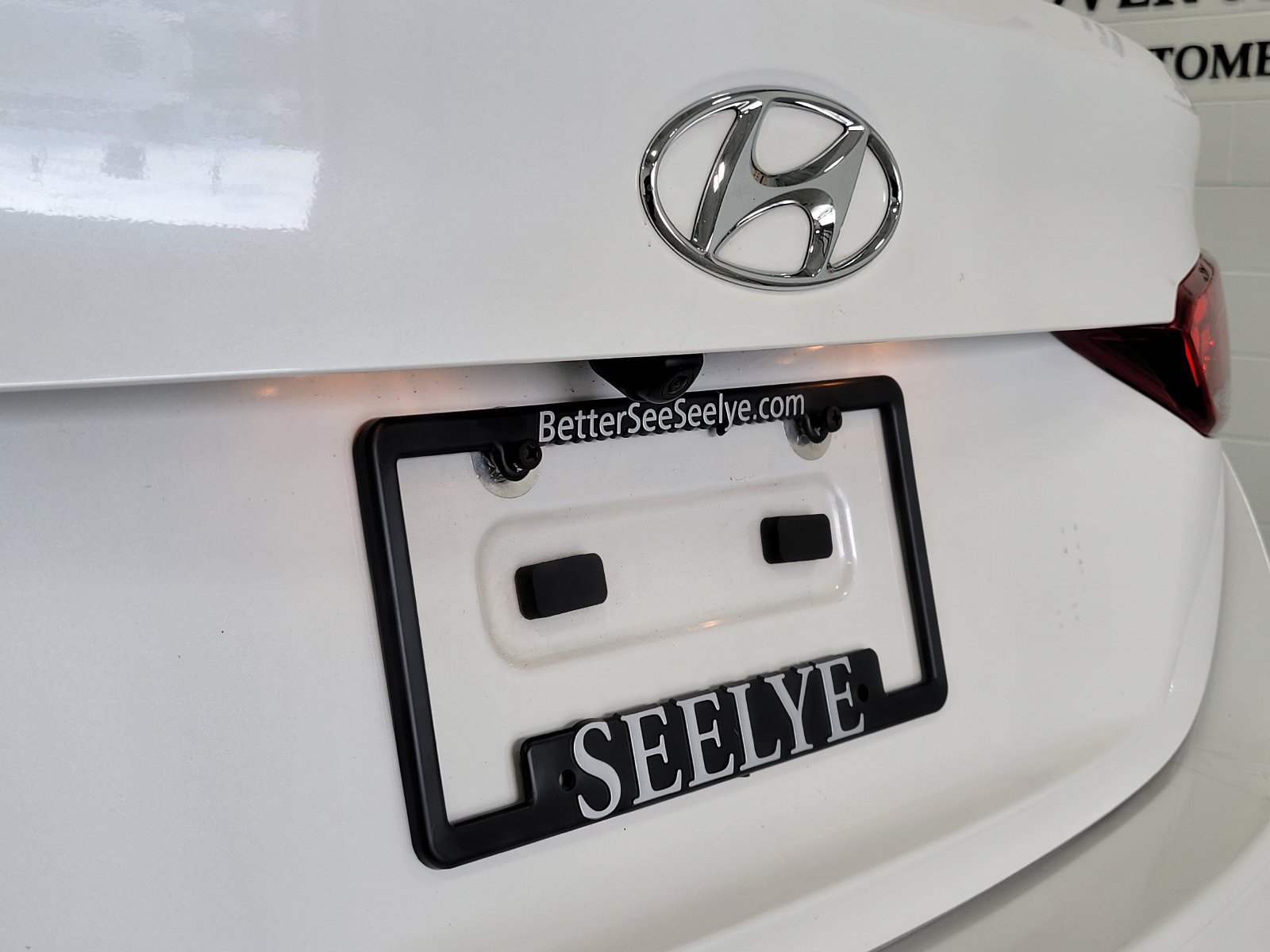 Used 2022 Hyundai Accent Limited FWD image 31