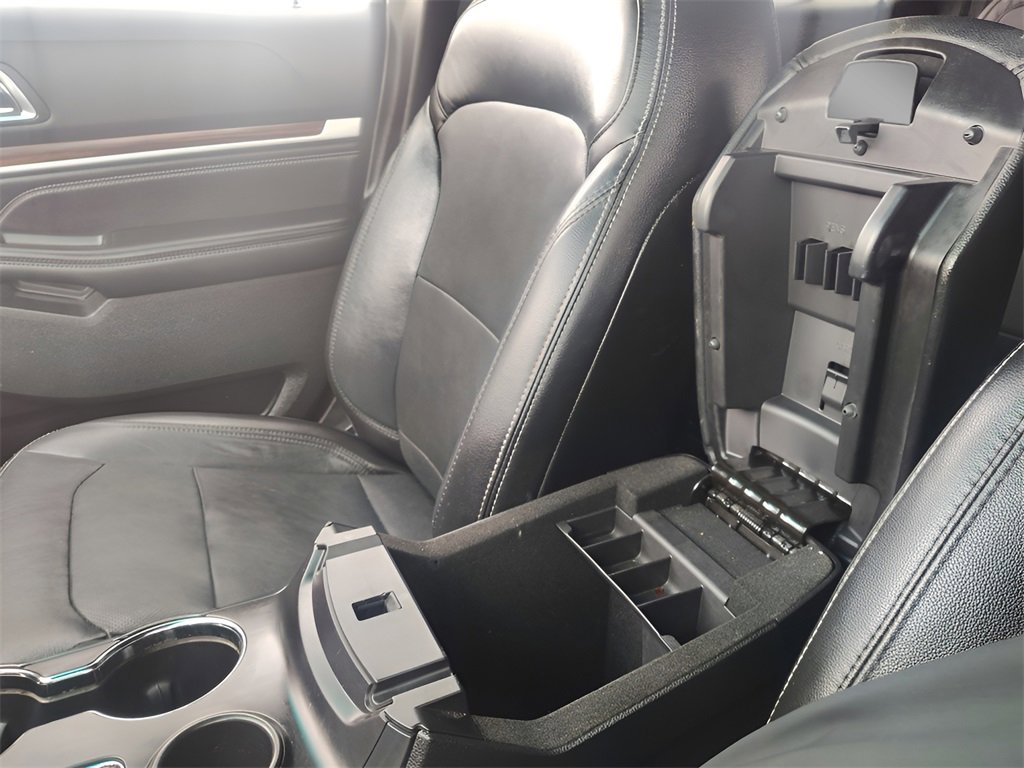 Certified 2017 Ford Explorer Limited image 26