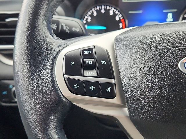 Certified 2022 Ford Explorer XLT w/ Equipment Group 202A image 23