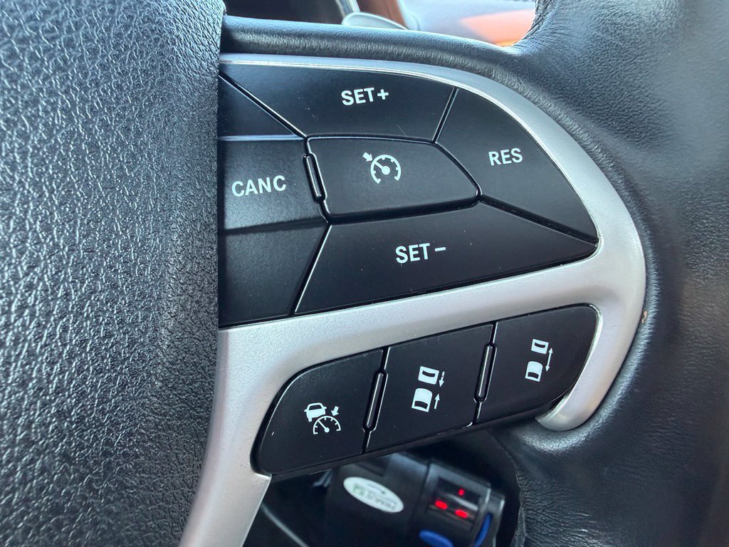 Used 2018 Jeep Grand Cherokee Summit w/ Platinum Series Group AWD/4WD image 44