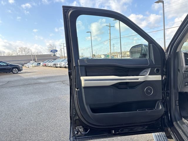 Certified 2019 Ford Expedition Platinum AWD/4WD image 21