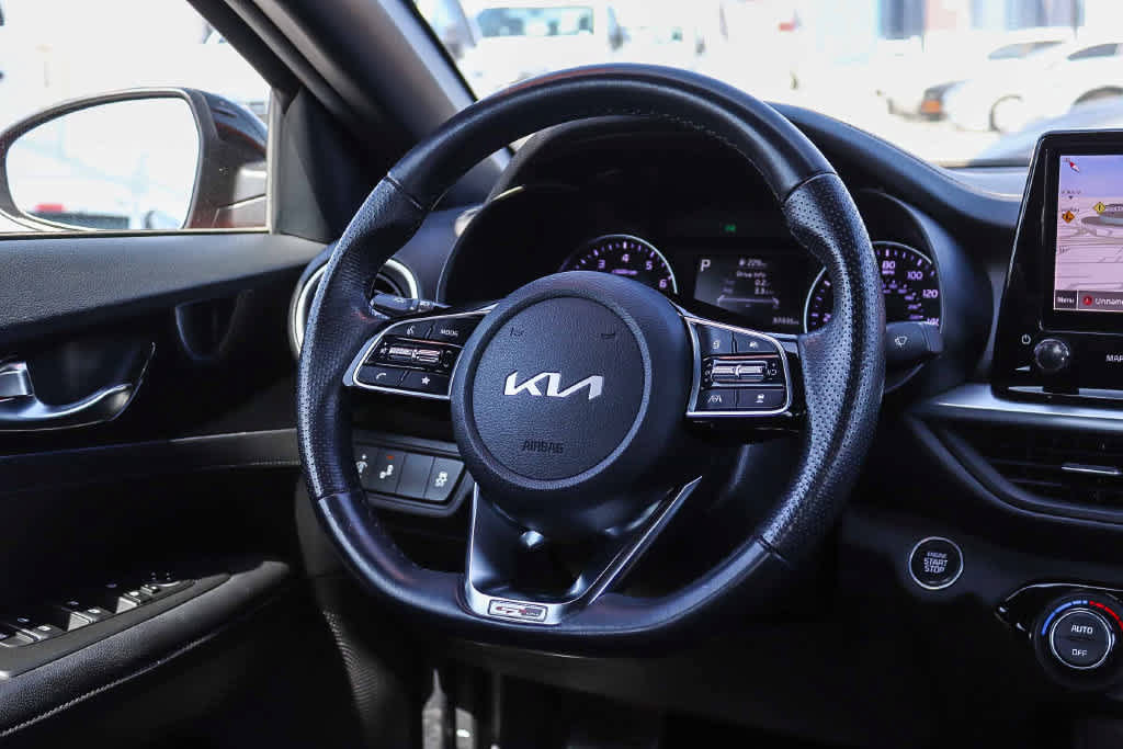 Used 2022 Kia Forte GT-Line w/ GT-Line Technology Package FWD image 7