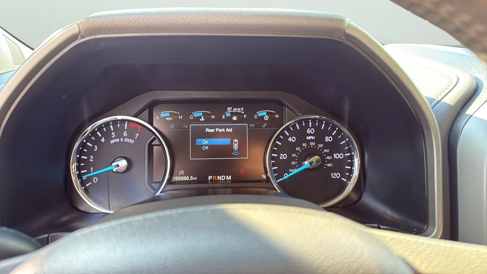 Certified 2018 Ford Expedition XLT w/ Equipment Group 202A RWD image 13