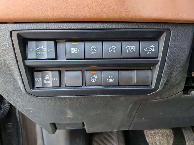 Used 2023 Toyota Tundra 1794 Edition image 15