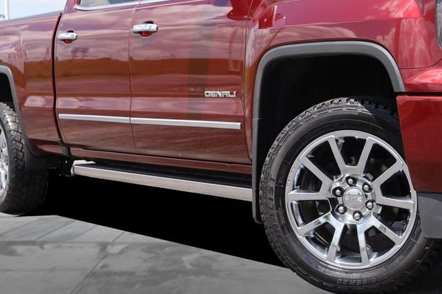 Used 2017 GMC Sierra 1500 Denali AWD/4WD image 3