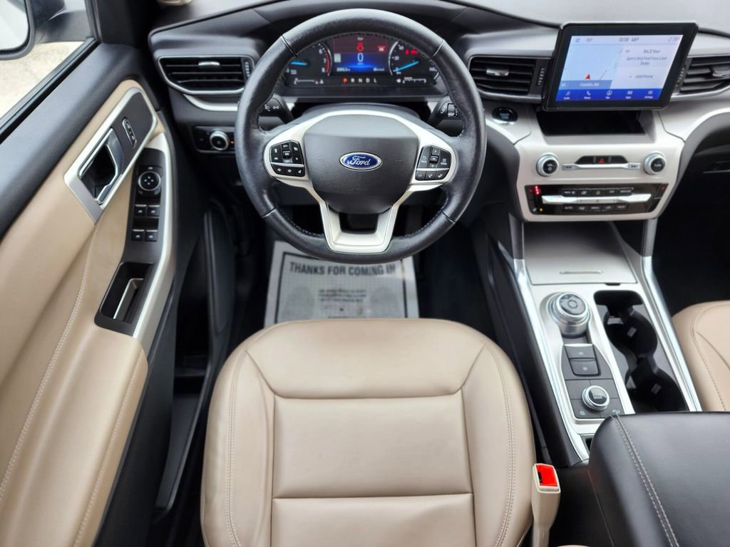 Certified 2022 Ford Explorer XLT w/ Equipment Group 202A image 13