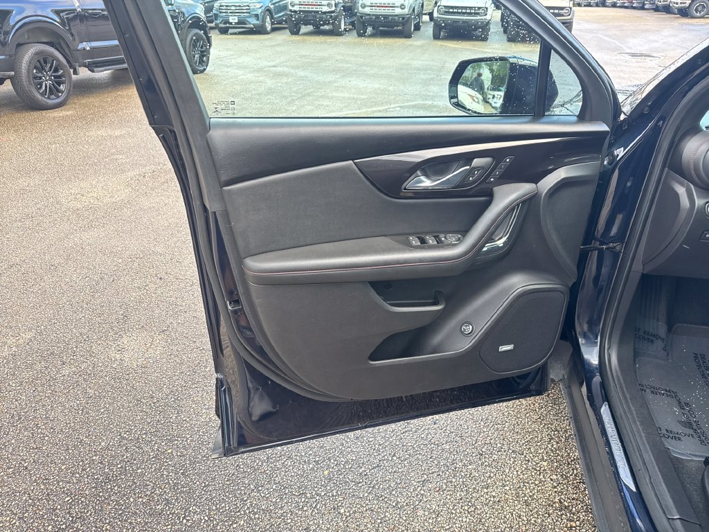 Used 2021 Chevrolet Blazer RS w/ Enhanced Convenience Package FWD image 14