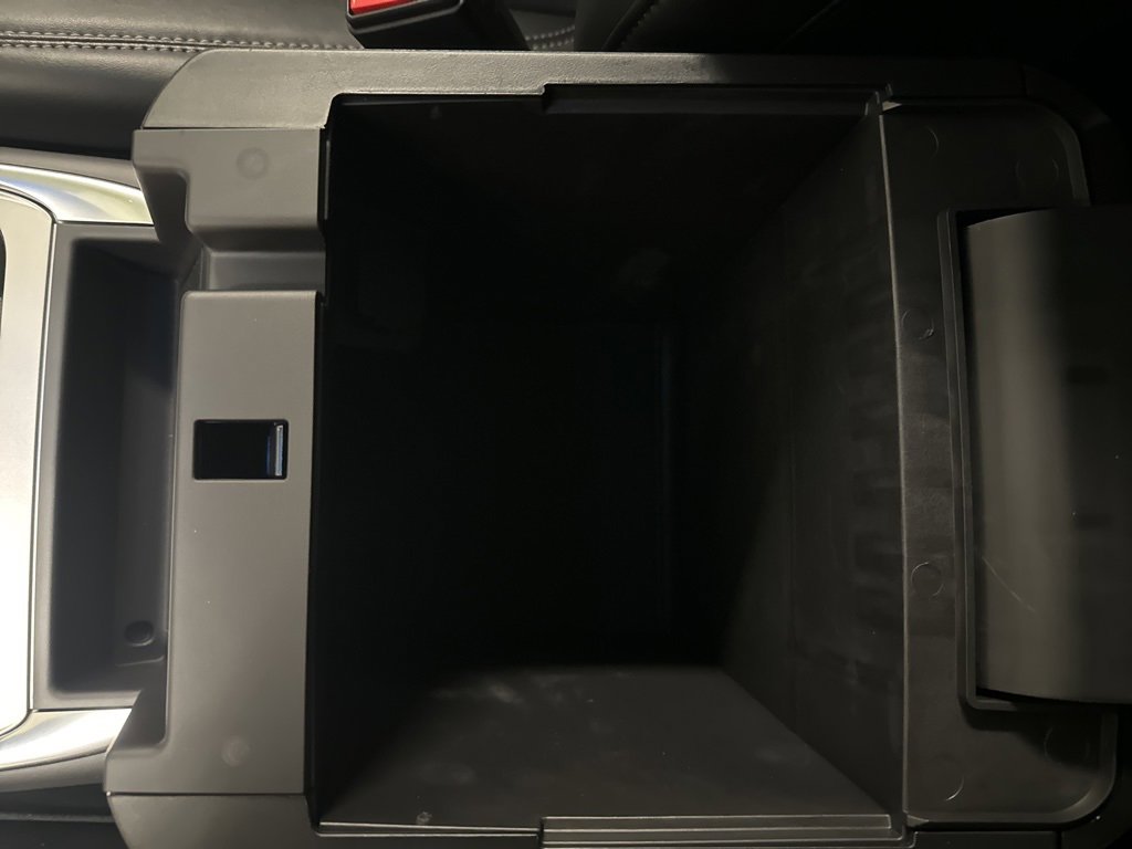 Certified 2023 Ford Explorer XLT w/ Equipment Group 202A image 21