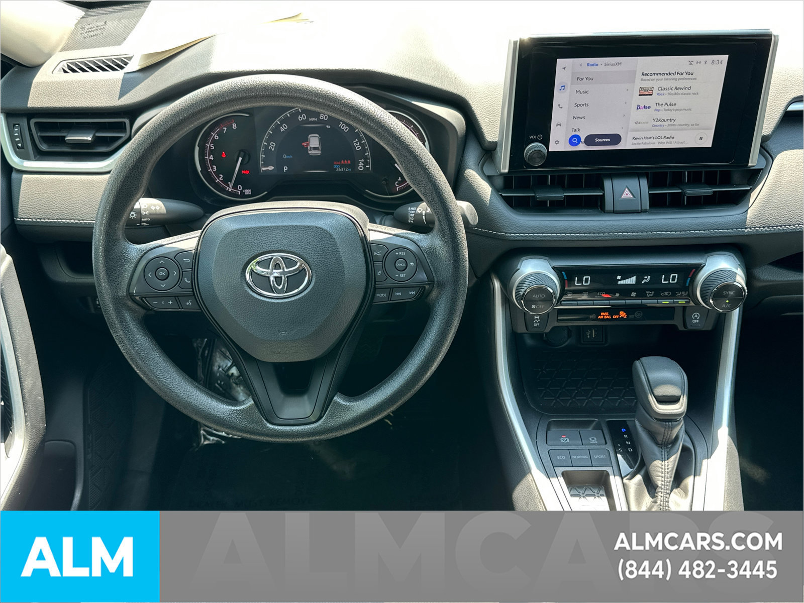 Used 2025 Toyota RAV4 XLE FWD image 27