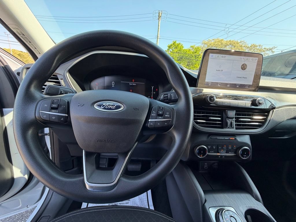 Certified 2025 Ford Escape Active FWD image 17