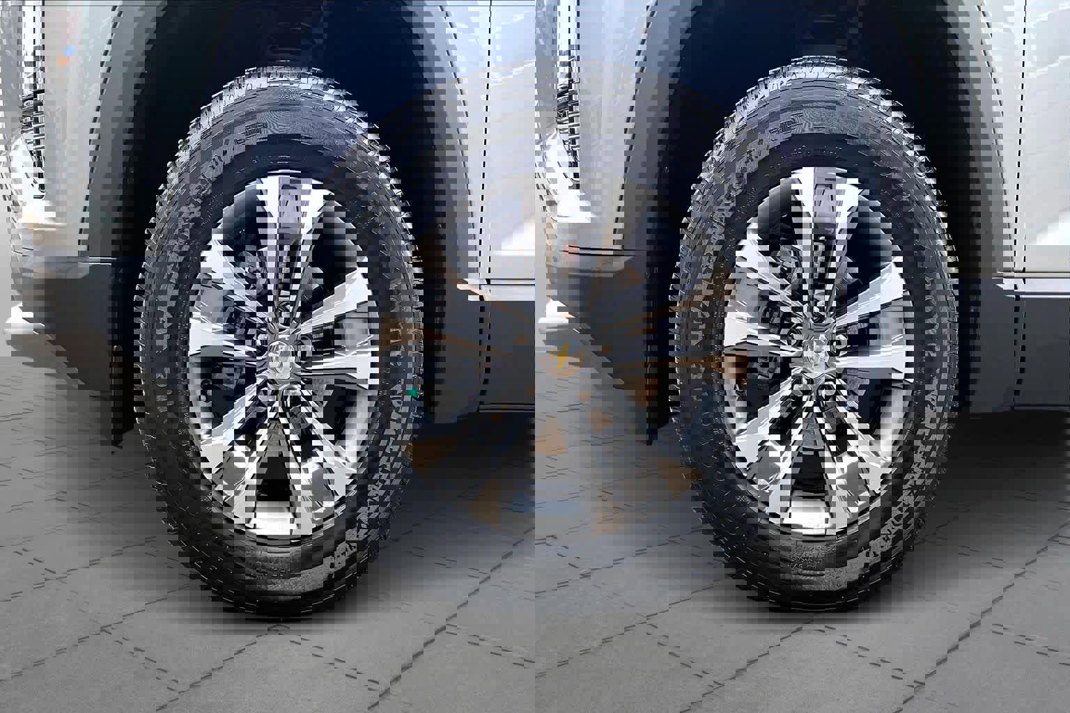 Used 2025 Chevrolet Equinox LT image 10