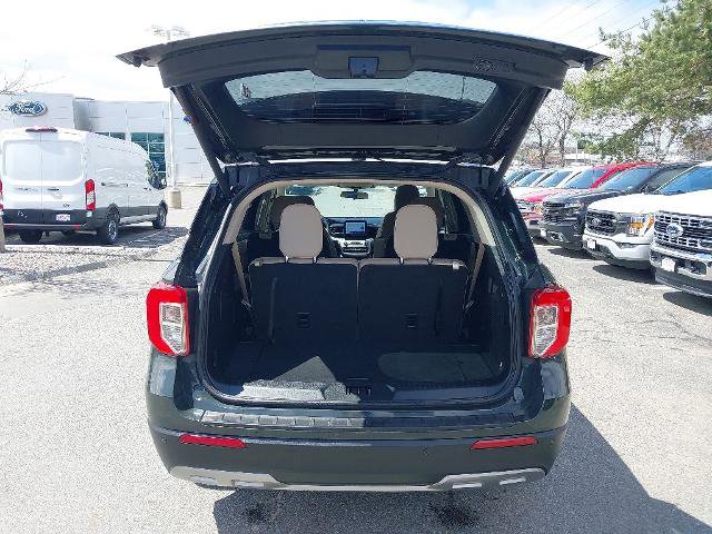 Certified 2022 Ford Explorer XLT w/ Equipment Group 202A AWD/4WD image 29