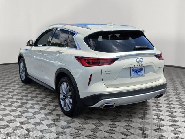 Used 2022 INFINITI QX50 Luxe FWD image 2