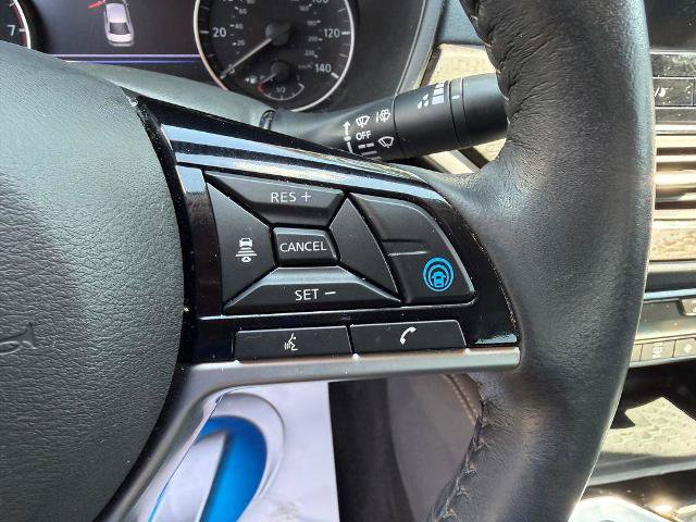 Used 2023 Nissan Altima 2.5 SL AWD/4WD image 16