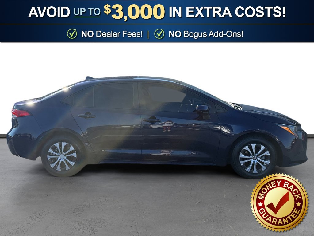 Used 2022 Toyota Corolla LE w/ Premium Interior Package FWD image 8