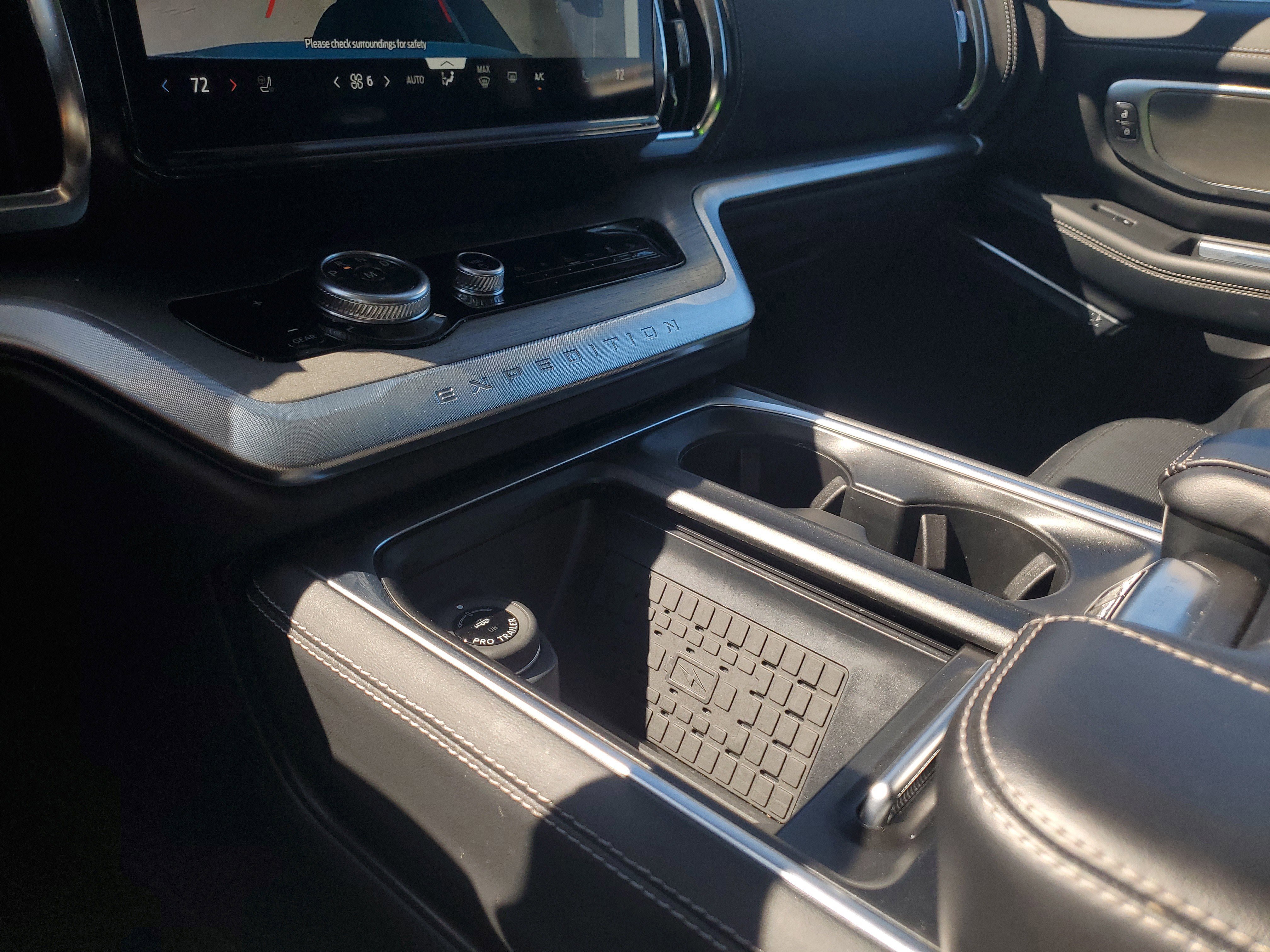 Certified 2025 Ford Expedition Max Platinum image 27