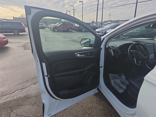 Certified 2024 Ford Edge SEL w/ Convenience Package image 33