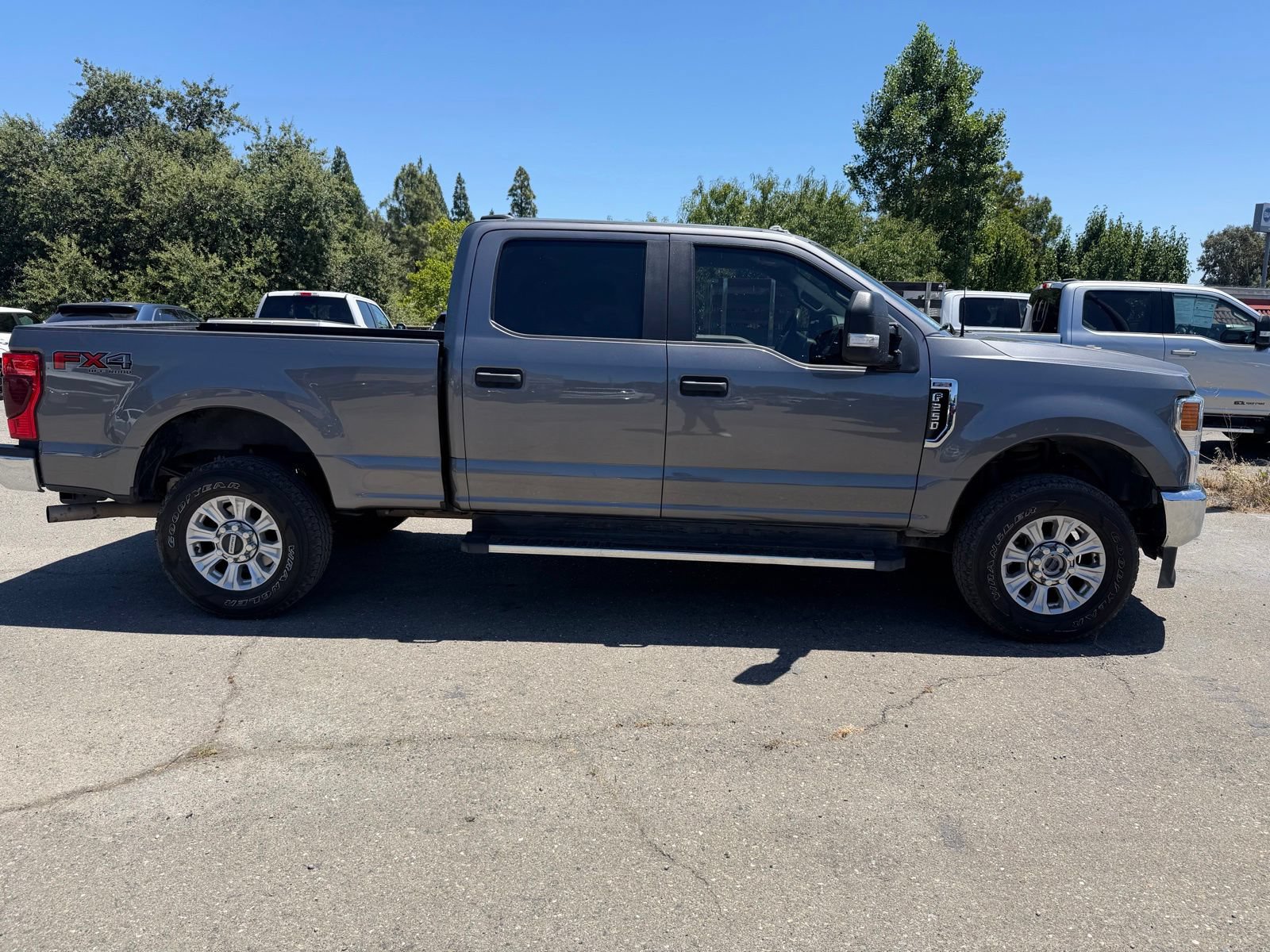 Certified 2022 Ford F250 XL w/ STX Appearance Package AWD/4WD image 6