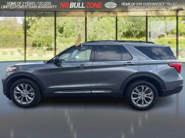 Certified 2023 Ford Explorer XLT w/ Equipment Group 202A AWD/4WD image 2