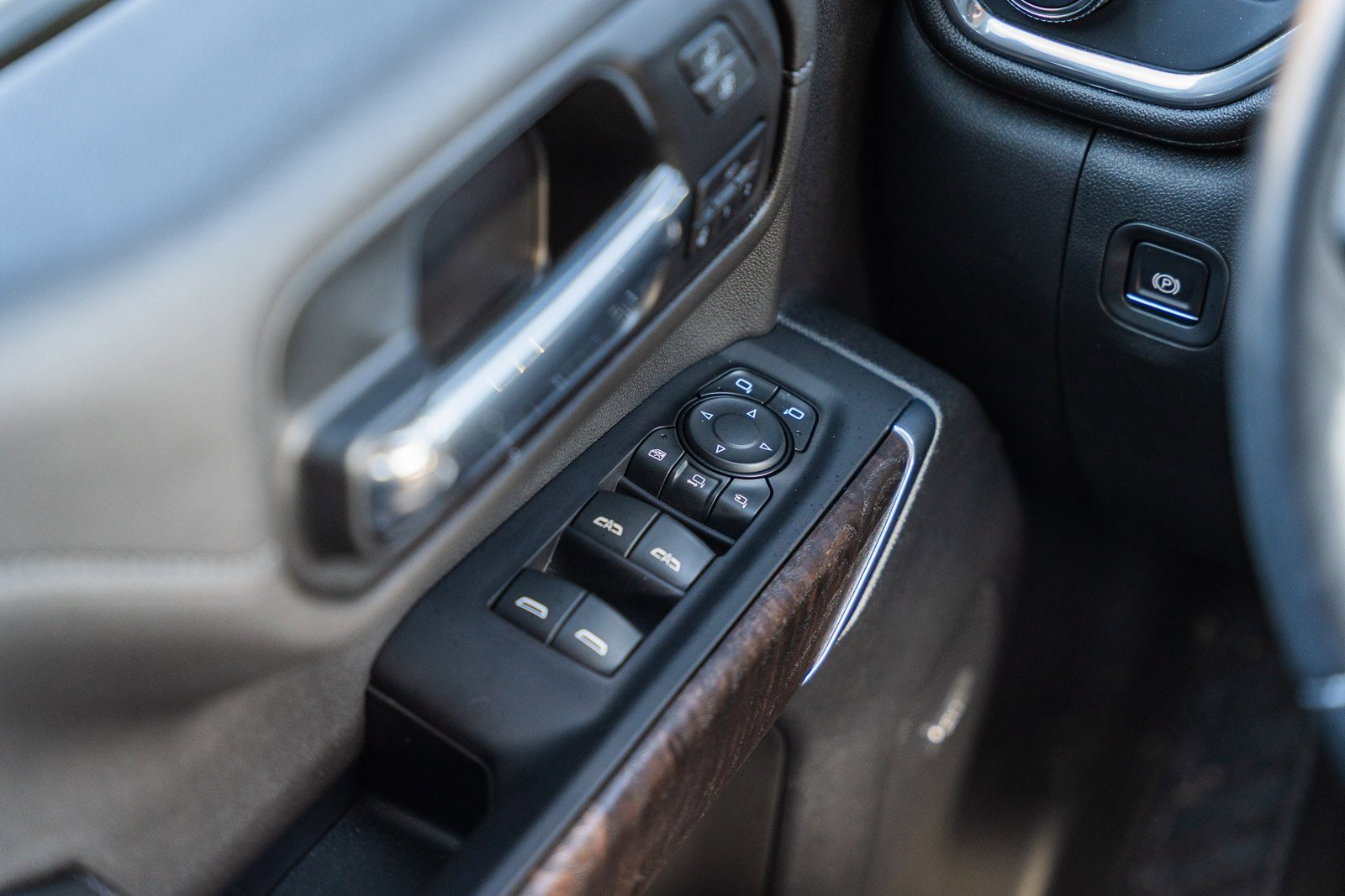 Used 2022 GMC Sierra 2500 Denali w/ Denali Ultimate Package image 33