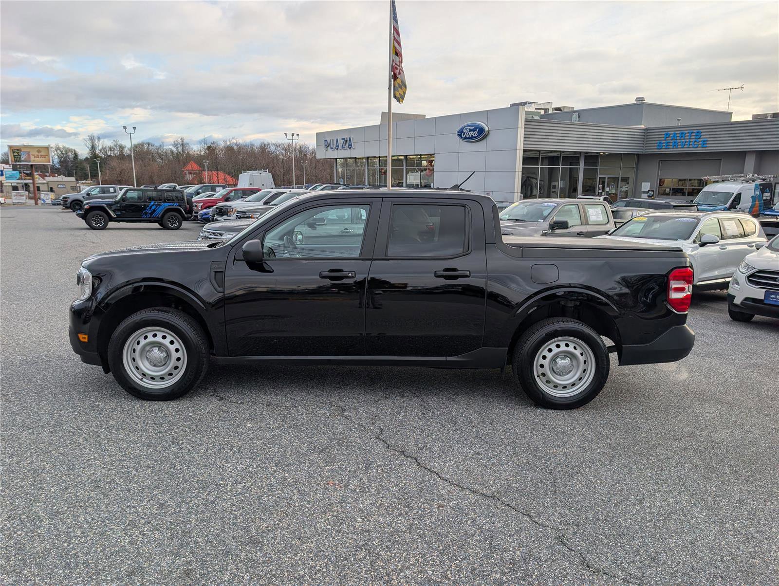 Certified 2022 Ford Maverick XL w/ Equipment Group 100A Standard image 2