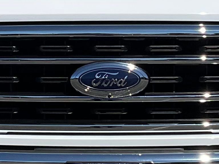 Certified 2022 Ford F150 XLT w/ Equipment Group 302A High image 94