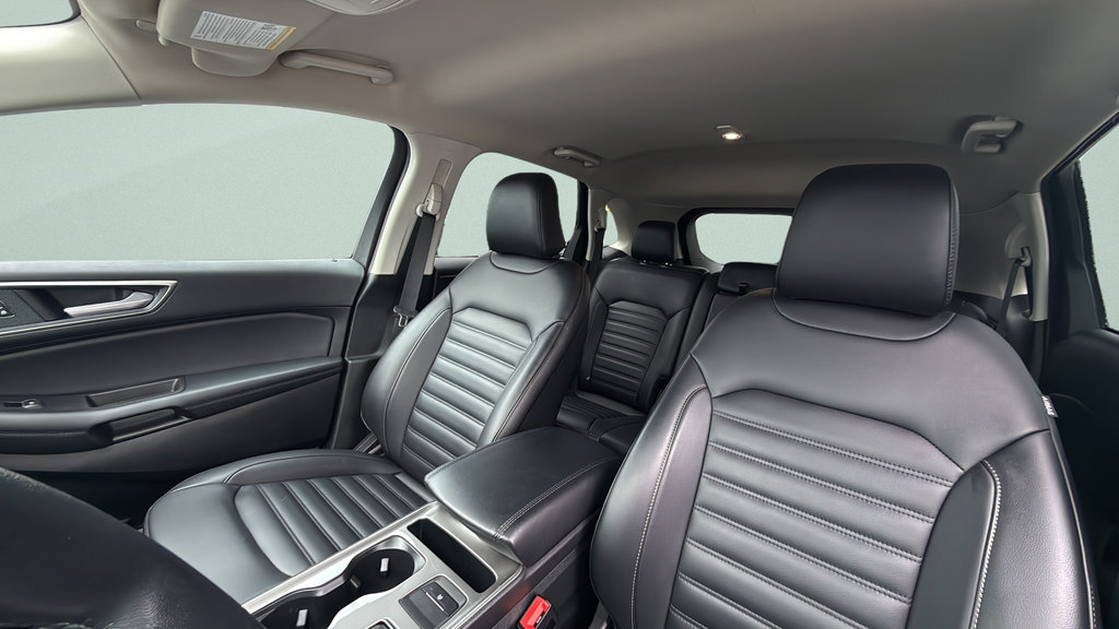 Certified 2024 Ford Edge SEL w/ Convenience Package AWD/4WD image 18